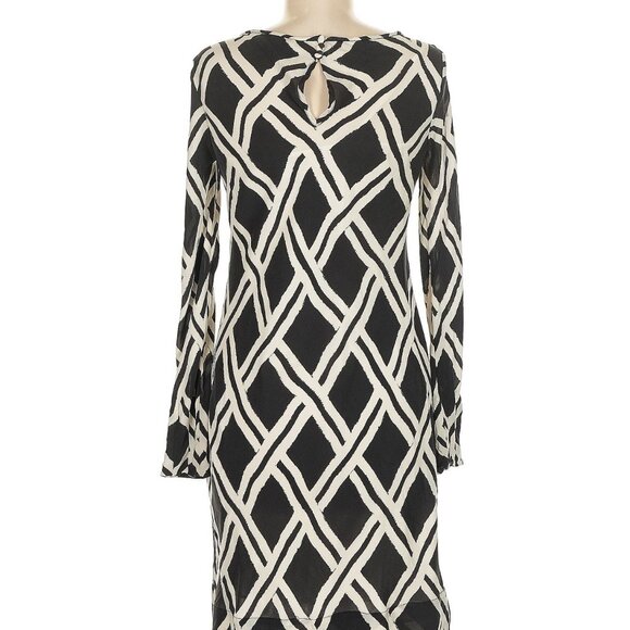 Like New - Excellent condition  Banana Republic Size 6 - Picture 4 of 8